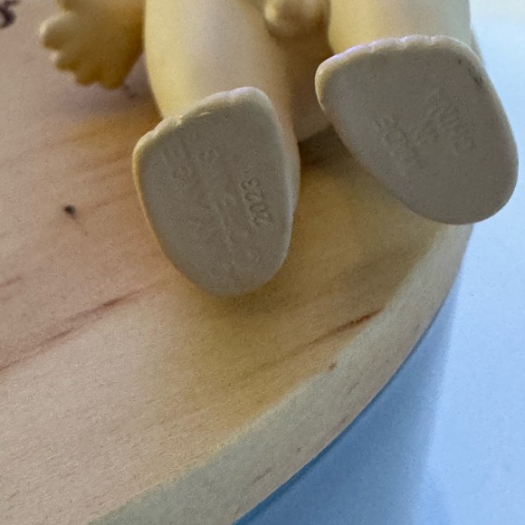 Marine Series Penguin Figure - Picture 2 of 4